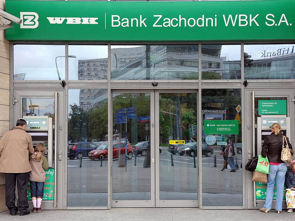 Открытие счета в польском банке фото